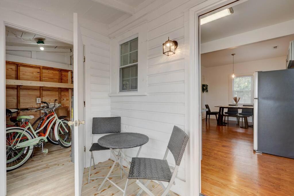 Peaceful Park Circle Getaway Villa Charleston Exterior photo
